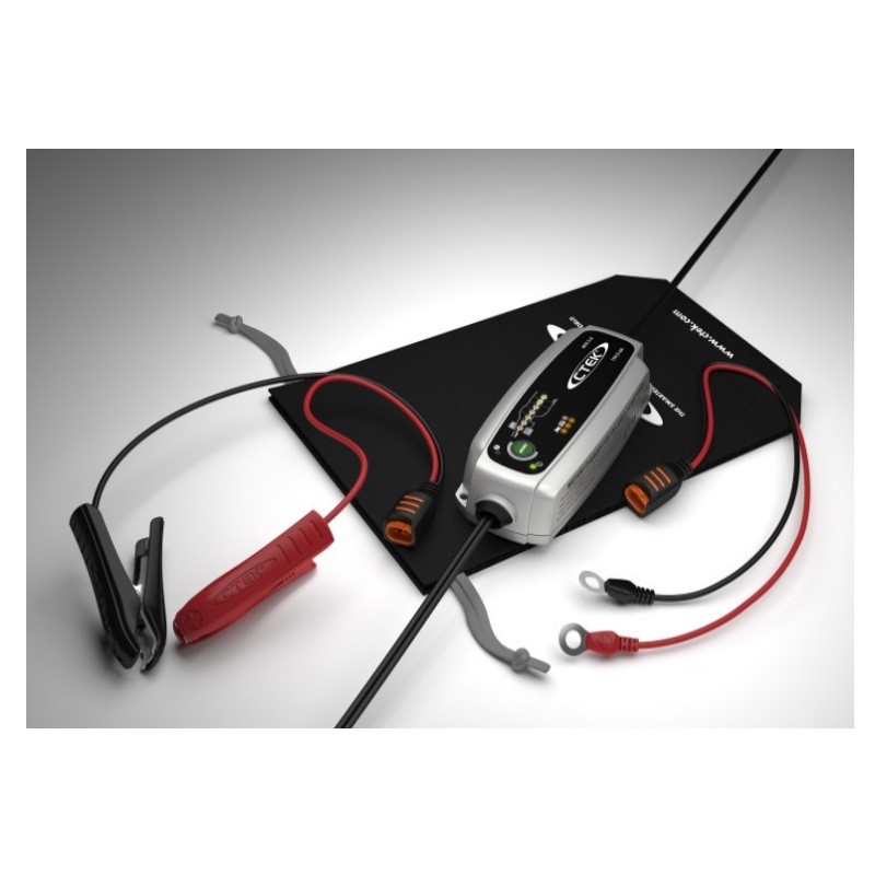 Car battery charger 3.8A 12V
